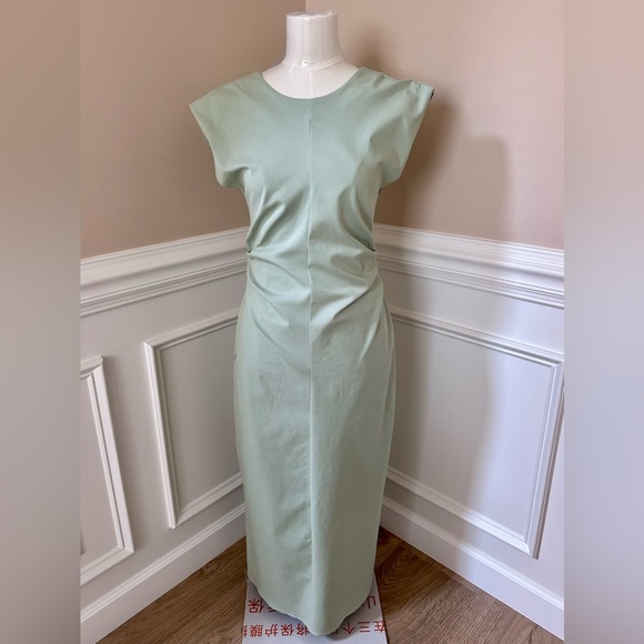 NWT ZARA Women's Mint Green Sleeveless Pleated
Waist Dress Size M - Picture 2 of 8